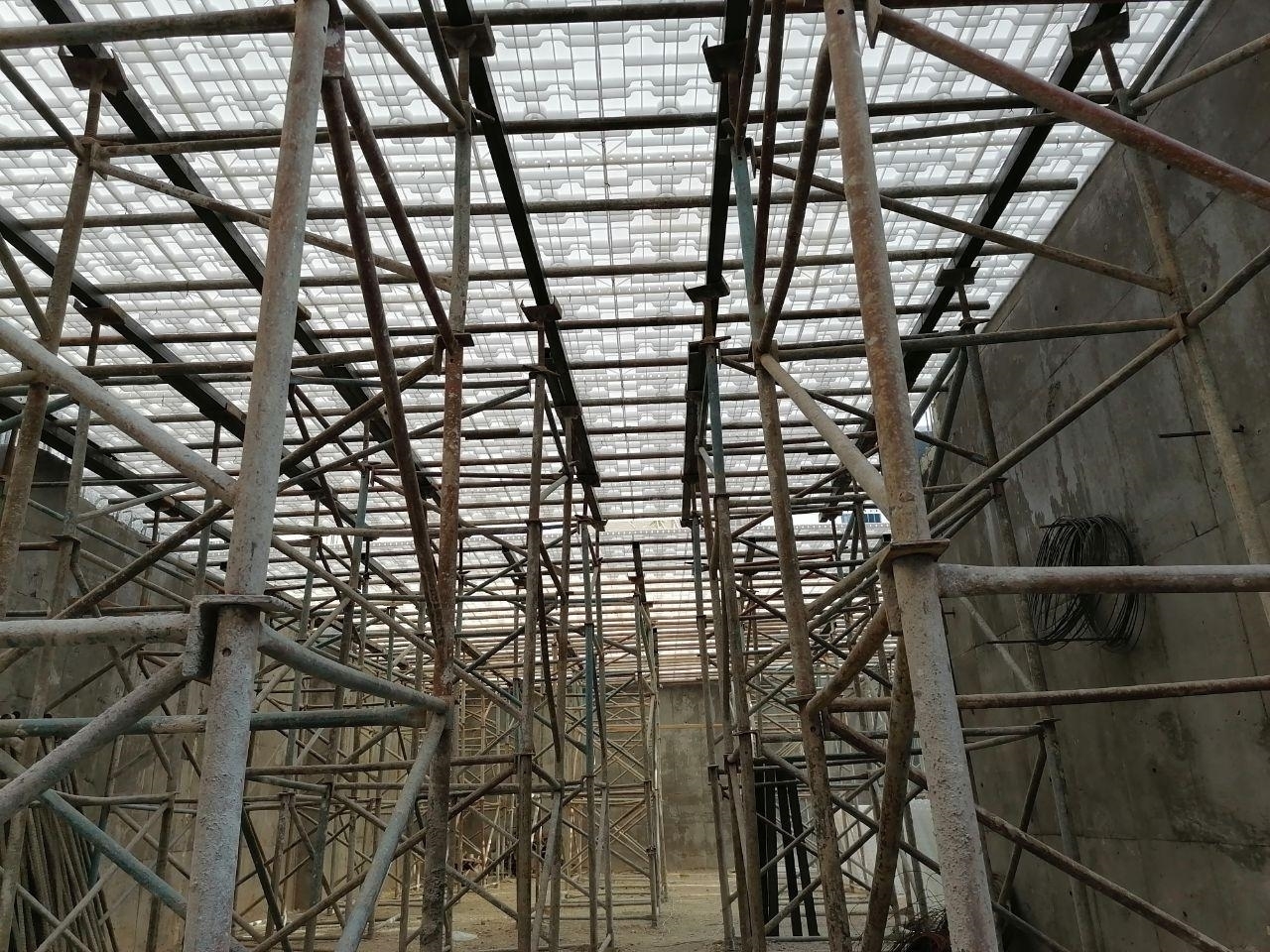 تصویر از قالب پلیمری سایز 100*50 سفید